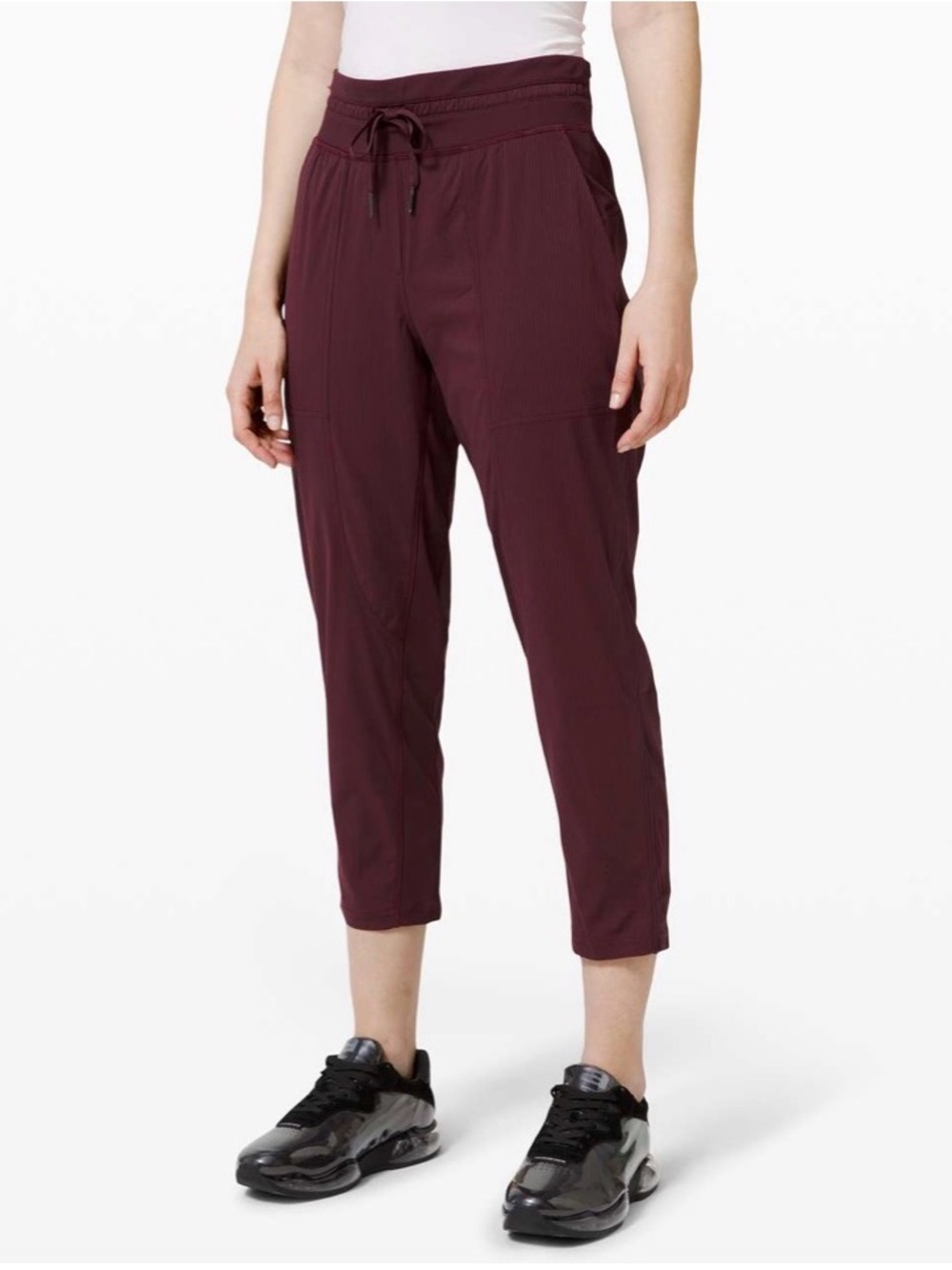 Lululemon Dance Studio Crop *25"‎ Burgundy Size 6
